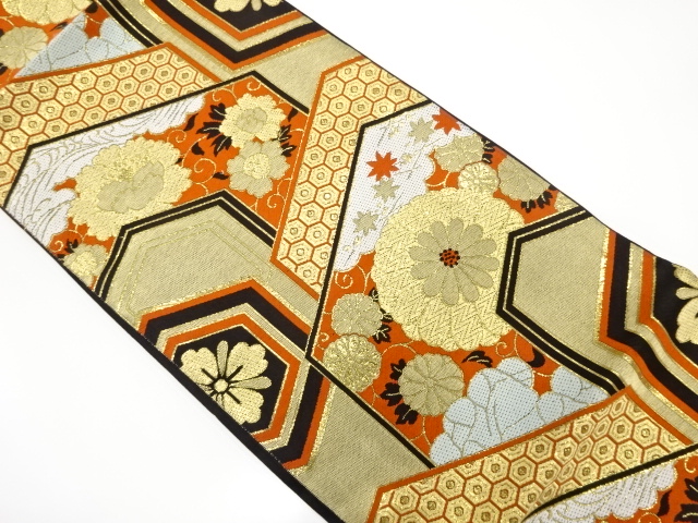 アンティーク　亀甲に菊牡丹古典柄模様織り出し袋帯(着用可)